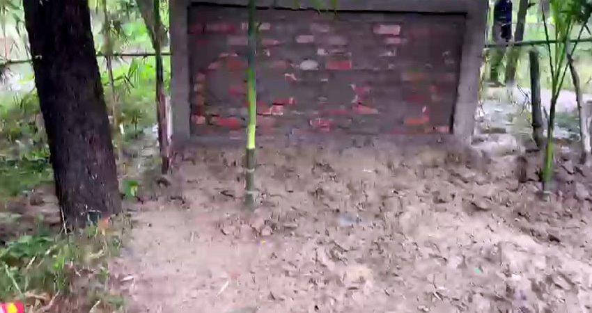 ওসমানীনগরে রাতের আঁধারে রাস্তার উপর দেয়াল নির্মাণ