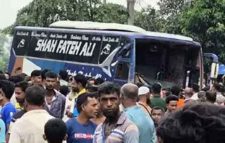 বগুড়ার এরুলিয়ায় বাসচাপায় ৬ জন শ্রমিক নিহত
