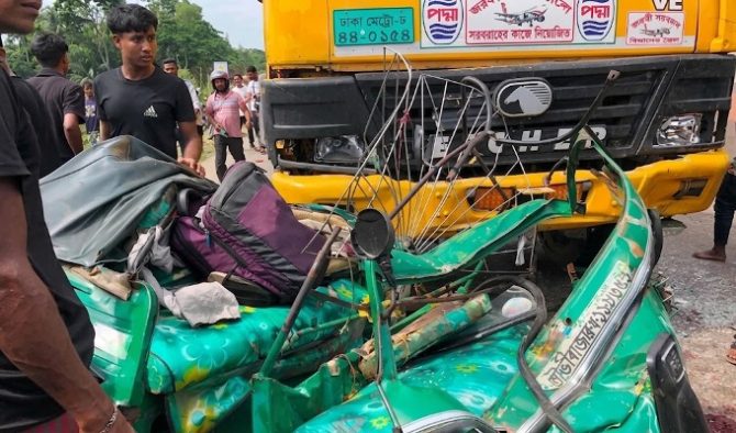 ওসমানীনগরে ট্রাকচাপায় সিএনজি অটোরিকশার ১ আরোহি নিহত, আহত ৬