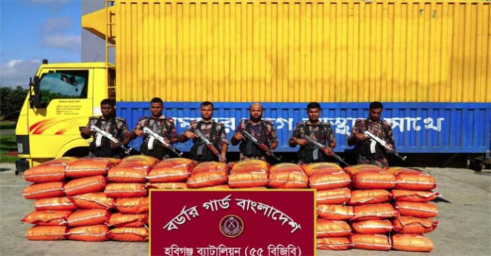 হবিগঞ্জে ১ কোটি টাকার ভারতীয় চোরাই পণ্য জব্দ