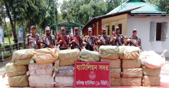 সিলেট সীমান্তে ৭৮ লাখ টাকার ভারতীয় চোরাচালানি পণ্য জব্দ