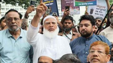 ১১-দলীয় ঐক্যের লংমার্চের ঘোষণা, সিলেট অভিমুখে রেলযাত্রা