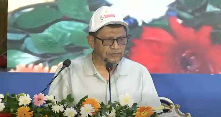পিৎজা, বার্গার, পোড়া তেলের সমুচা খেয়ে দেশটা রোগে ভরে গেছে : স্বাস্থ্যমন্ত্রী