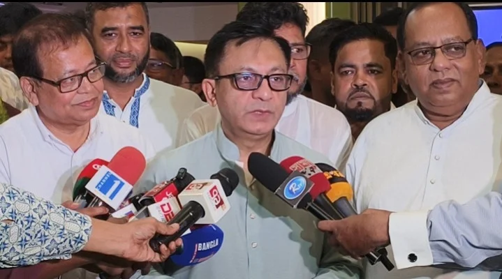 গ্যাস-বিদ্যুতের সংকট কাটাতে দুই বছর সময় লাগবে : বাণিজ্যমন্ত্রী
