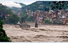 নেপালে ভয়াবহ বন্যা : ৯৫ মৃত্যু, নিখোঁজ তিন শতাধিক পর্যটক