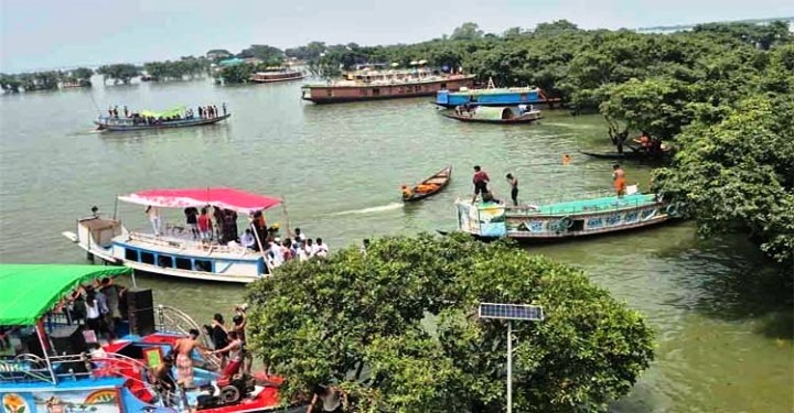 টাঙ্গুয়ার হাওরে নতুন বিধিনিষেধ, হাউসবোট পরিচালনায় ১১ নির্দেশনা