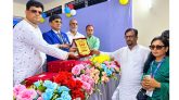 দৈনিক মাতৃজগতের ২৩তম প্রতিষ্ঠাবার্ষিকীতে সম্মাননা স্মারক পেলেন সাংবাদিক ফয়ছল কাদির