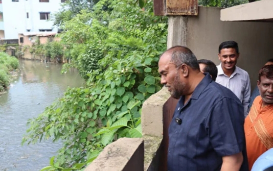 সিলেট নগরীর ফাজিলচিশত এলাকায় সিসিকের অভিযান