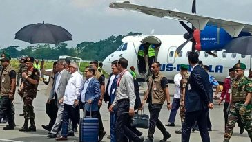সিলেট পৌঁছেছেন রাষ্ট্রপতি মির্জা ফখরুল ইসলাম আলমগীর