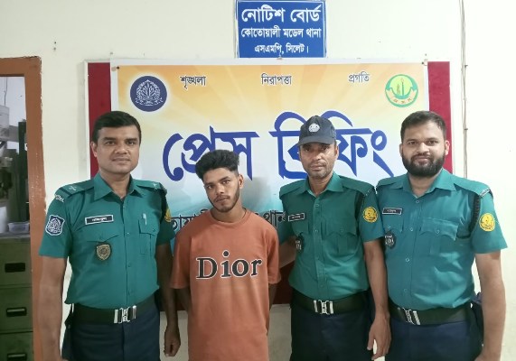 ফেসবুকে তারেক রহমানকে নিয়ে কটূক্তির অভিযোগে সিলেটে যুবক গ্রেফতার