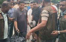 কক্সবাজারে দুই হাজার আইফোনসহ ৬ চীনা নাগরিক গ্রেপ্তার
