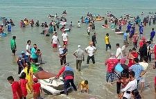সমুদ্রে ভেসে যাওয়া পর্যটকের মরদেহ উদ্ধার, জীবিত উদ্ধার ২