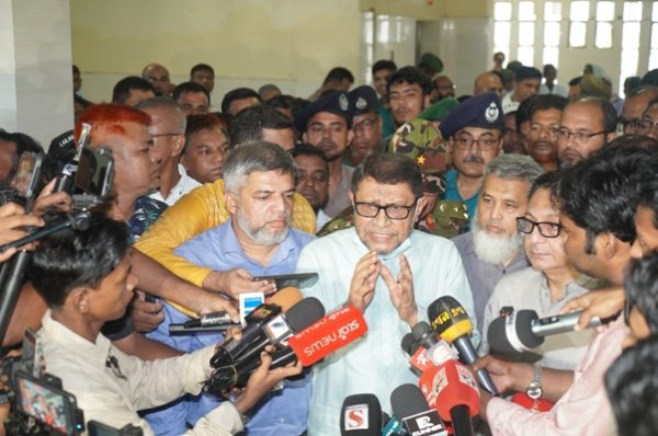 সিলেটে ২৫০ শয্যার বিশেষায়িত হাসপাতাল ৩ মাসের মধ্যে চালুর লক্ষ্যে কাজ করছে সরকার : স্বাস্থ্যমন্ত্রী