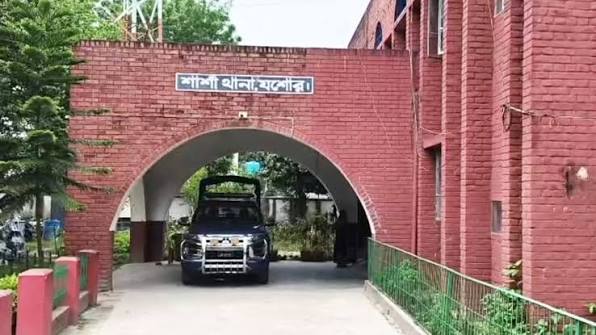 যশোরে দুই শিশুপুত্রকে হত্যার পর বাবার আত্মহত্যা