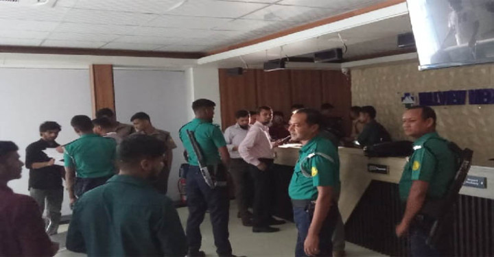 সিলেটে বিদেশগামী যাত্রীদের সঙ্গে প্রতারণা, মেডিকেল সেন্টারকে জরিমানা