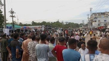 ছাতকে ছাত্রদল-ছাত্রশিবিরের সংঘর্ষ, আহত ৪০