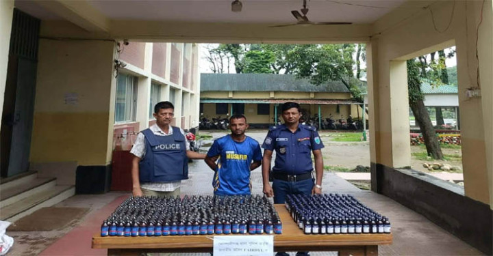 সিলেটে ৬৯৩ পিস ভারতীয় ফ্রাইডিল-স্কাফ সিরাপসহ যুবক আটক