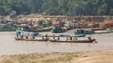 মৃত চেলায় ৪৮ ঘণ্টায় ২০ কোটি টাকার বালু লুটের অভিযোগ
