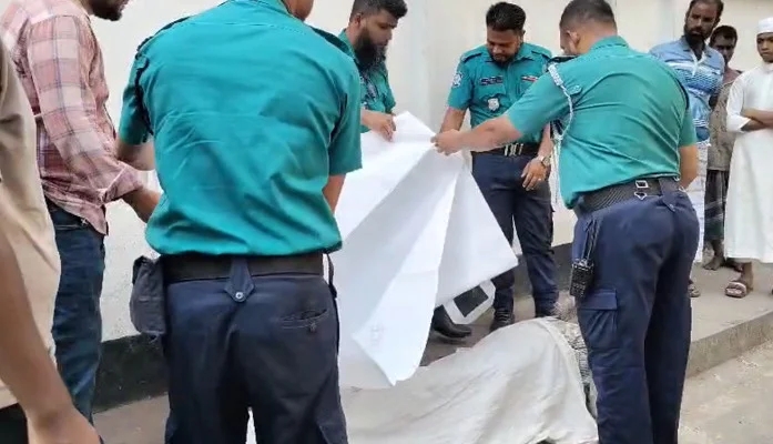 শাহজালাল মাজারের পাশে বৃদ্ধের মরদেহ উদ্ধার, পরিচয় খুঁজছে পুলিশ
