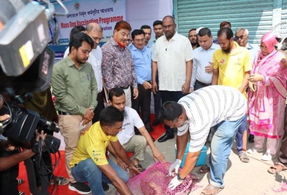জলাতঙ্ক নির্মূলে সিলেটে শুরু হলো কুকুরের টিকাদান কর্মসূচি