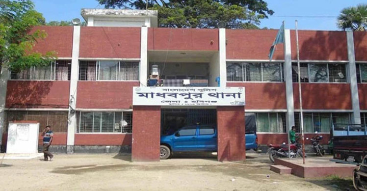 হবিগঞ্জে স্কুলছাত্রীকে অপহরণ, প্রকাশ্যে ঘুরছে মামলার অভিযুক্তরা