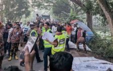 নাটোরে বাস-বালুবোঝাই ট্রাক সংঘর্ষে নিহত ১৪
