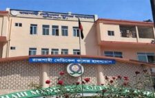 স্বামীর পুরুষাঙ্গ কাটলেন স্ত্রী