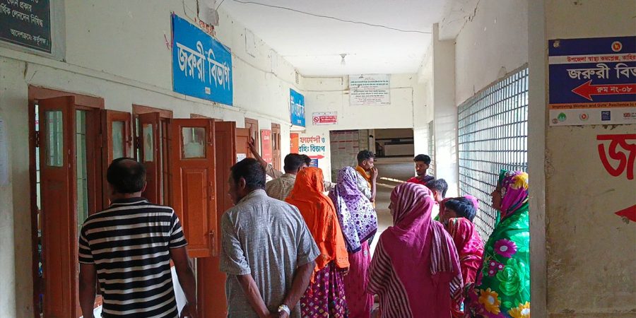 তাহিরপুরে ফেসবুক পোস্ট ঘিরে দু’পক্ষের সংঘর্ষ, আহত ৩০